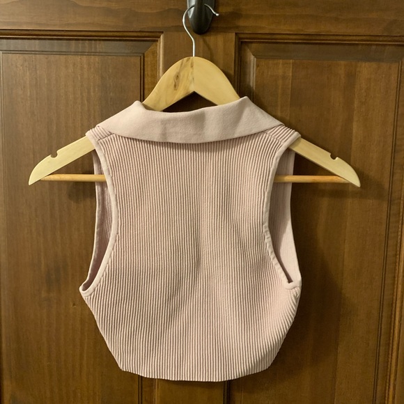 Aritzia Babaton Sculpt Knit Polo Top, Light Pink, Size Small - Picture 9 of 9